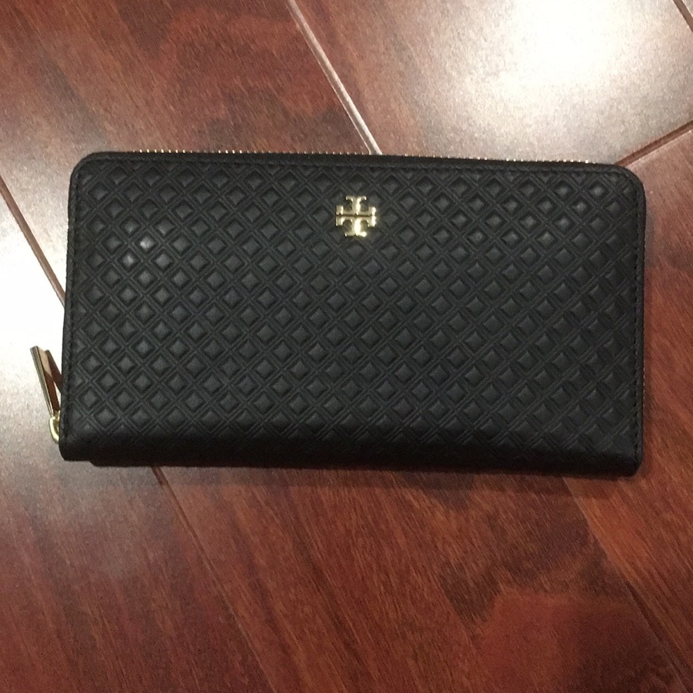 Tory Burch continental wallet